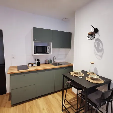 Centre Historique באיו